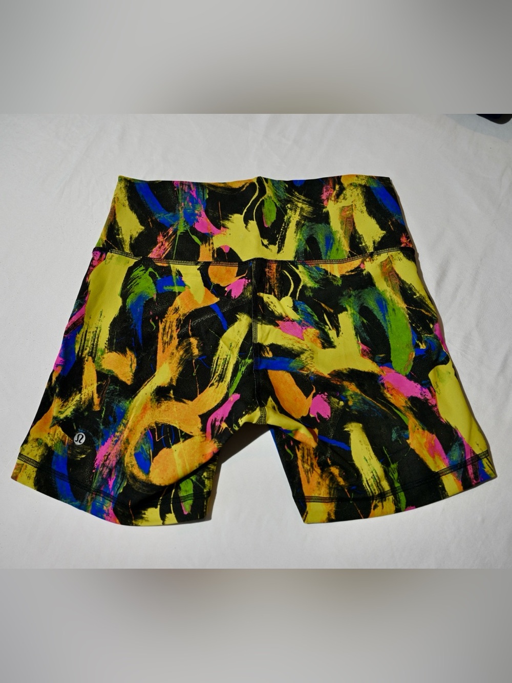 Lululemon Wunder Train 6” Shorts Size 10 Vivid Floral Tone Multi